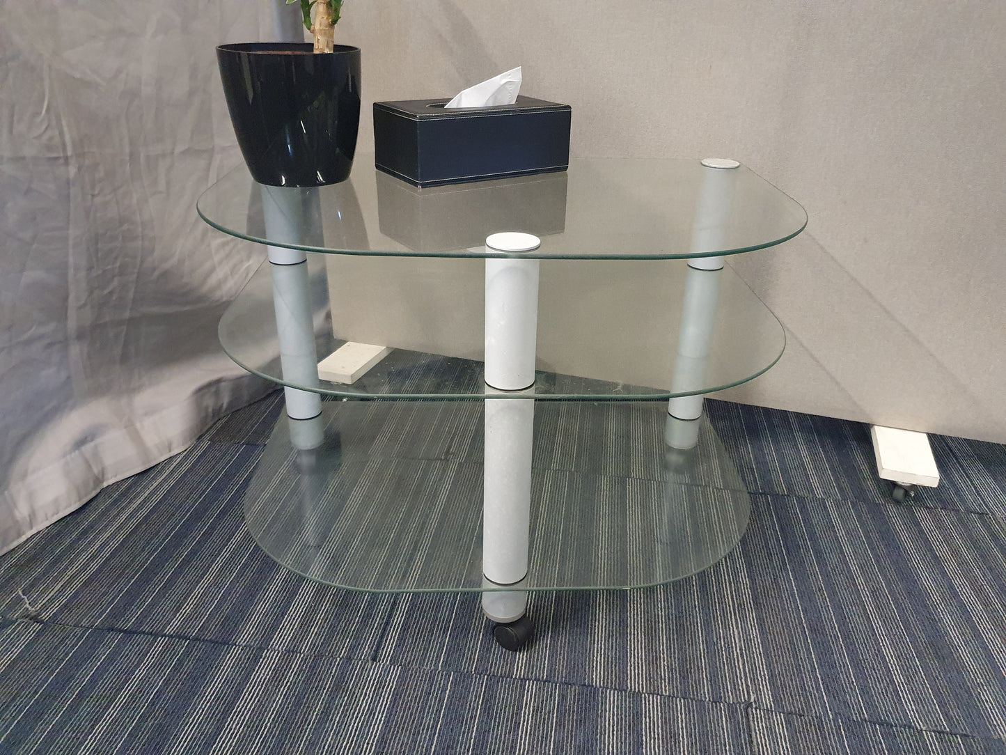 Mobile  Glass Coffee Table for office reception area H:59cm D:78.5cm Radius:52cm