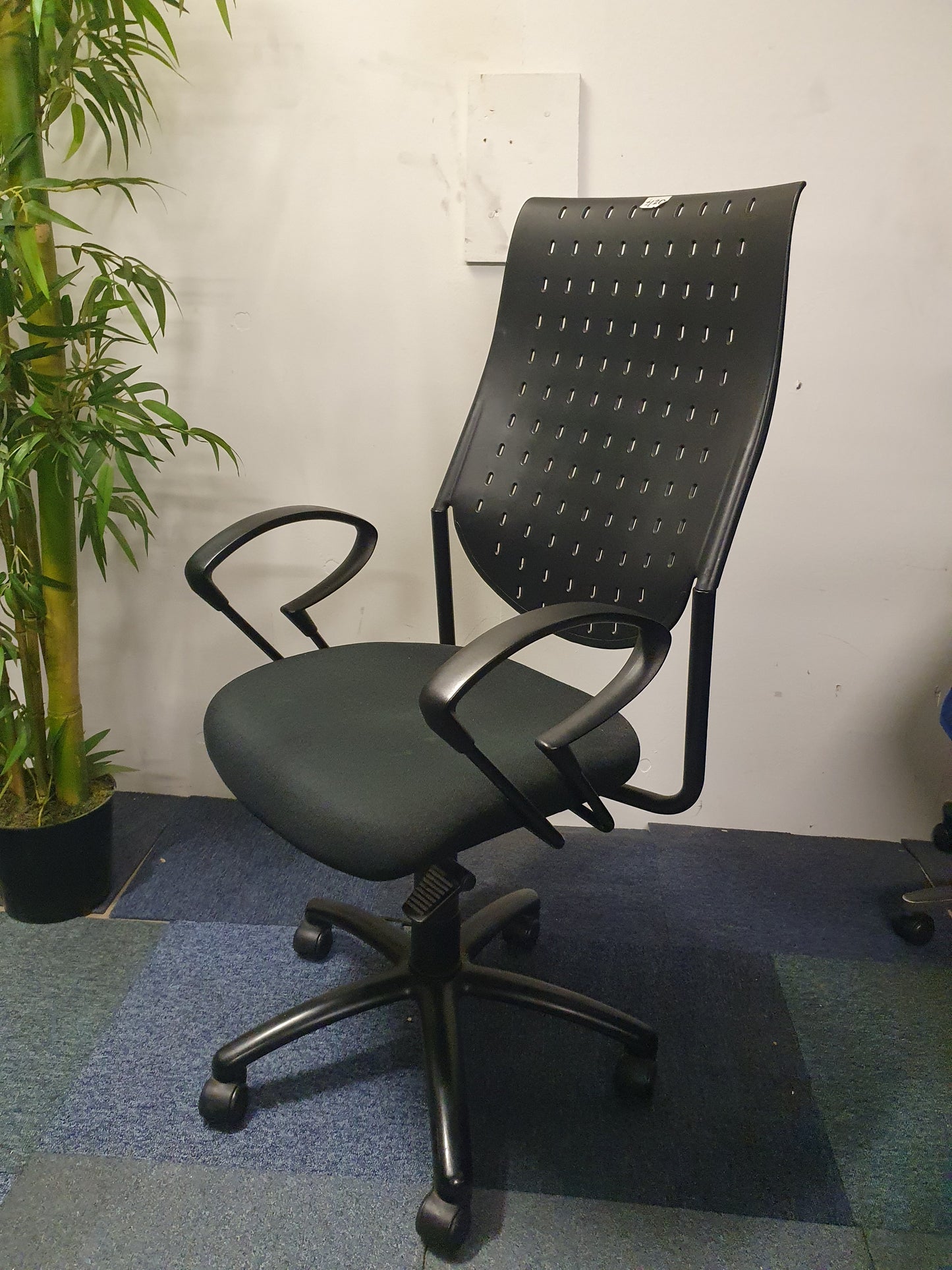 Black high back executive swivel desk chair