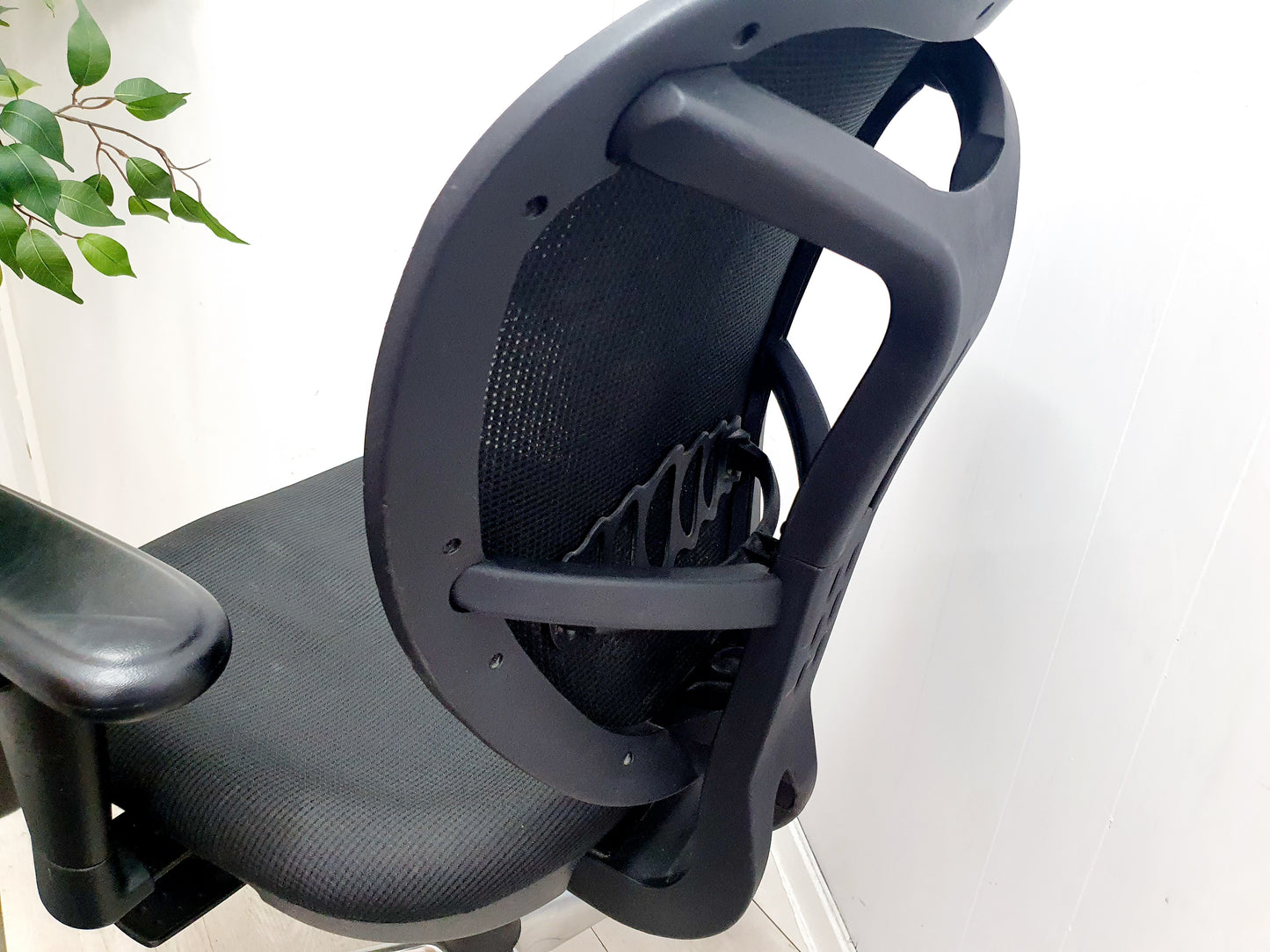 Used chair swivel desk black task adjustable
