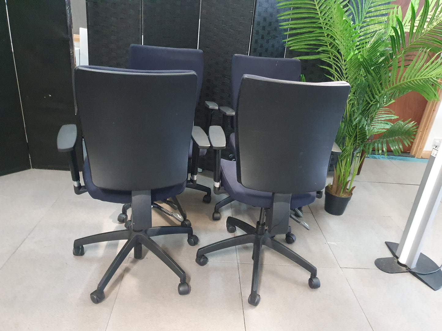 Office Navy Adjustable wheeled chair