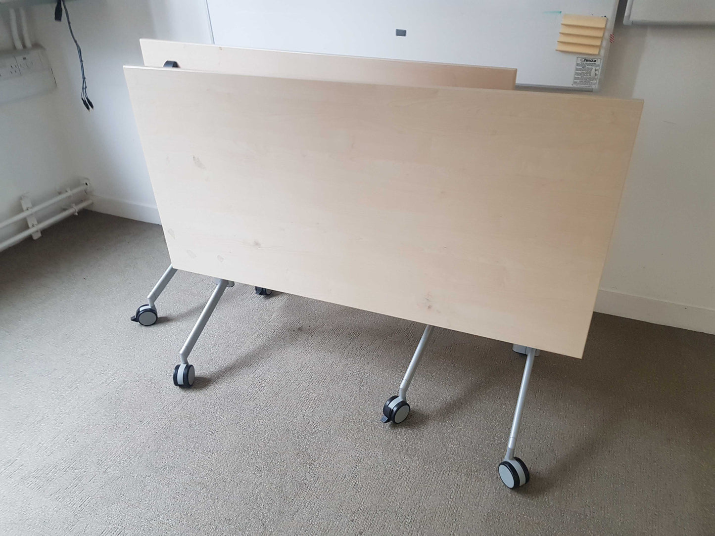Second Hand Kinnnarps Folding Table 1400mm x 70mm Maple Rectangle