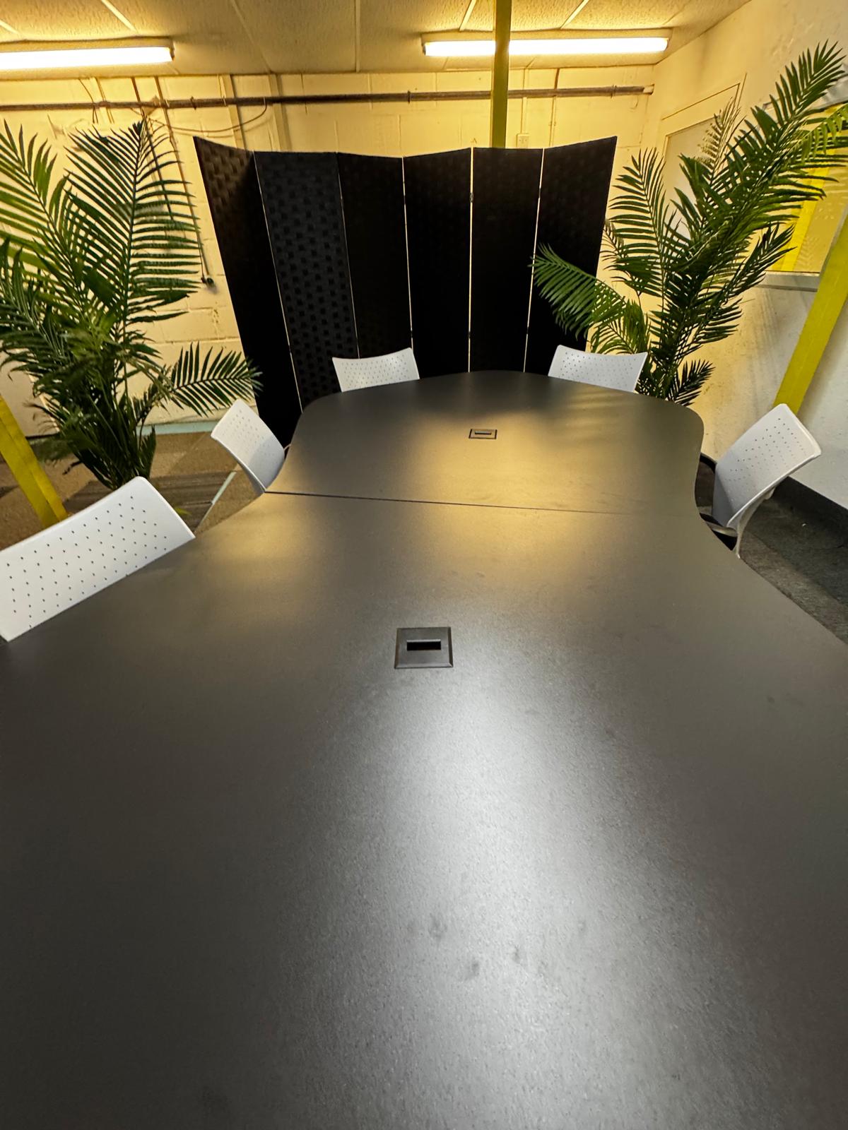 Sedus Mastermind Office Meeting Conference Boardroom table seats 6 - 8 299cm x 155cm