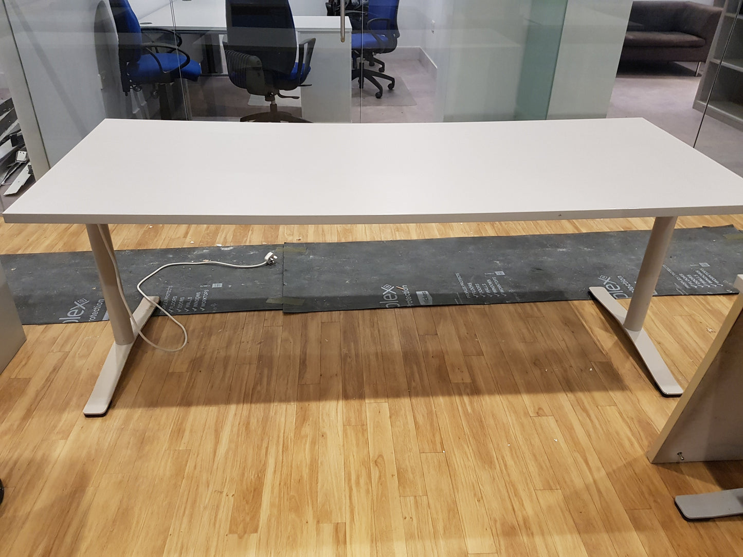 Single grey extra large desk w 210cm x d 80cm x h 73cm
