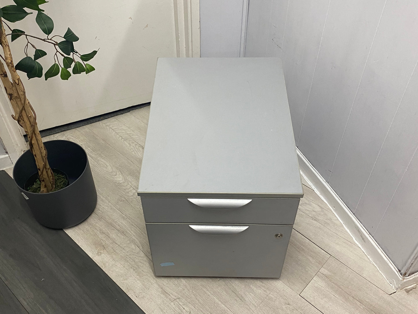 Grey 2-drawer small office cabinet, under desk unit D (57CM H 50CM W 41CM)
