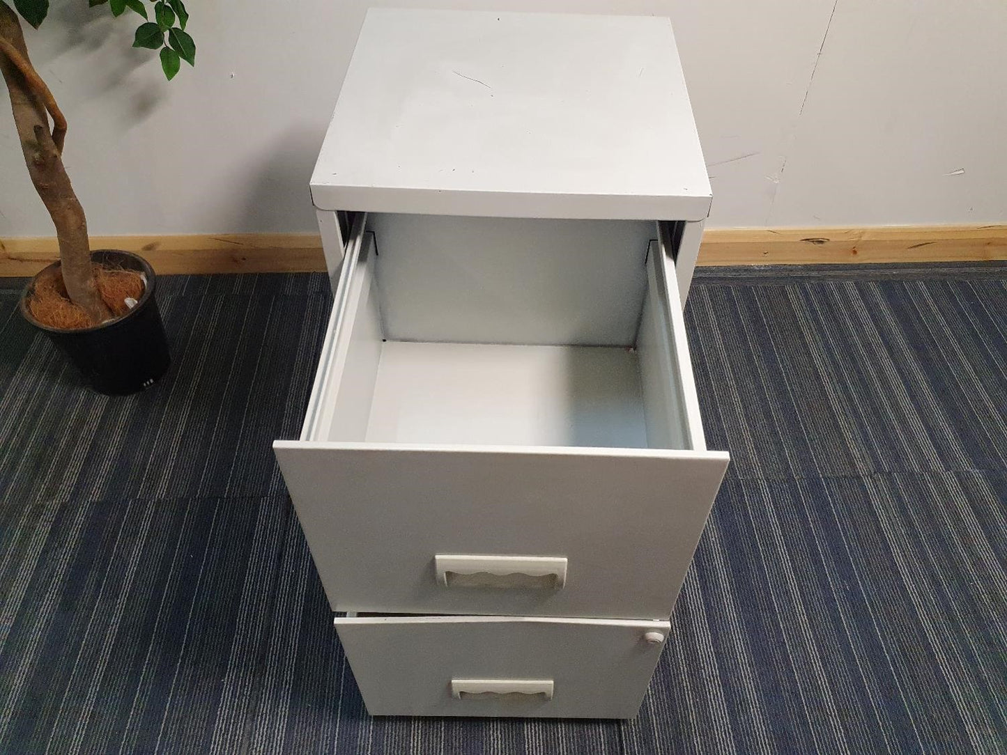 2 drawer open drawer filing cabinet in grey