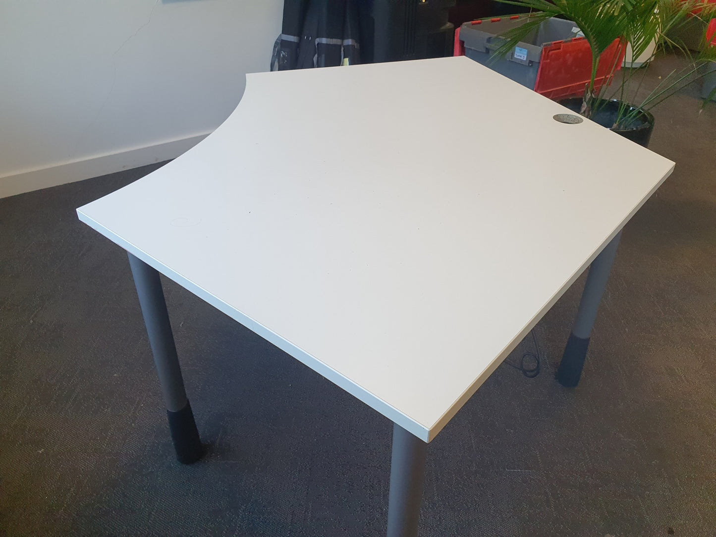 White Office Arc Corner Table