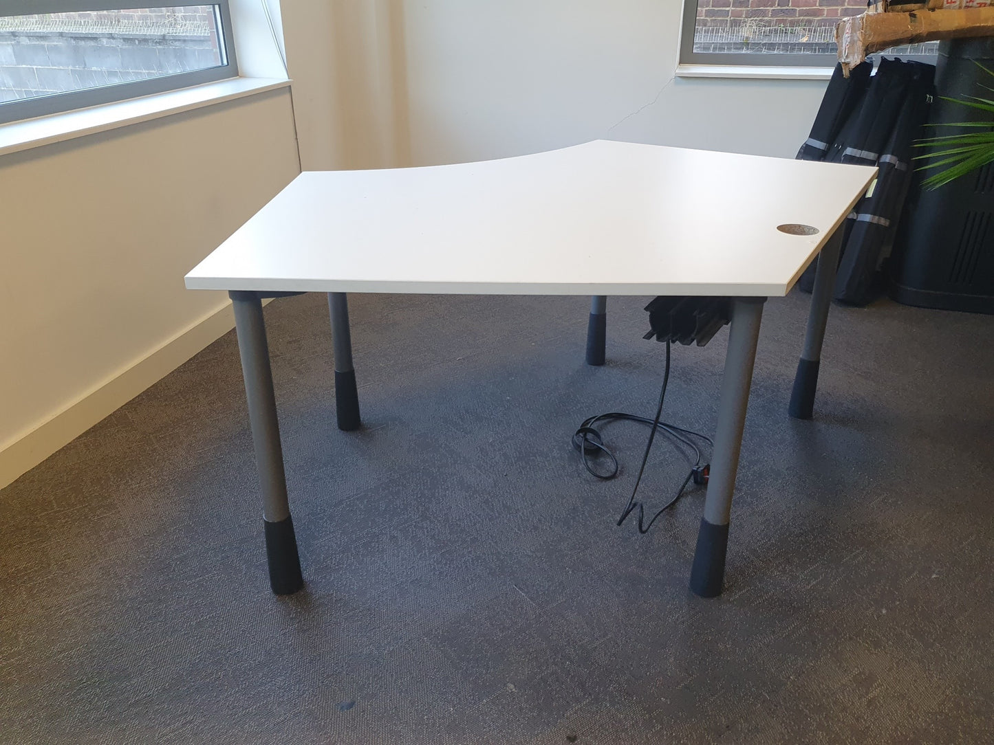 White Office Arc Corner Table
