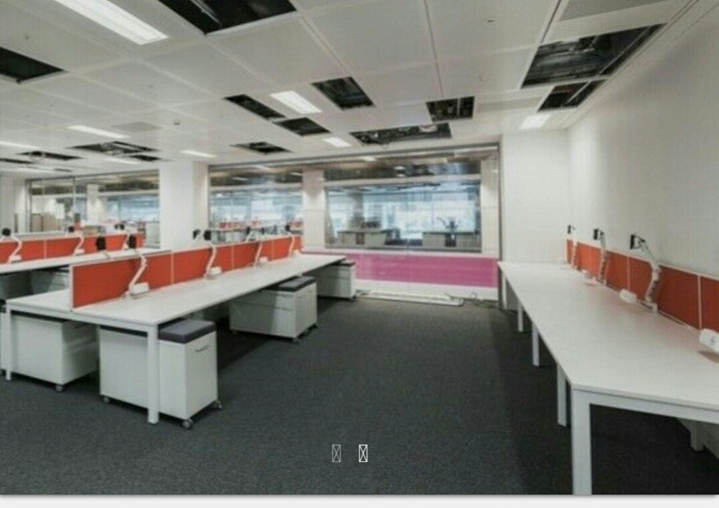 Herman Miller 8 seater office table in white (160cm x 80cm)