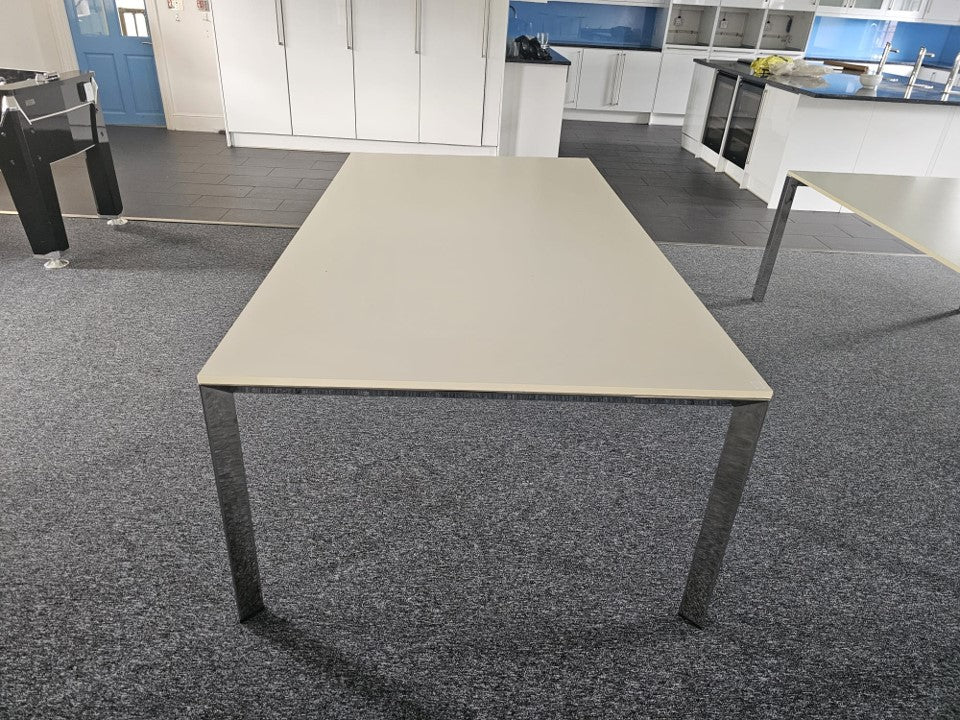 White canteen and training room table 207cm x 95cm