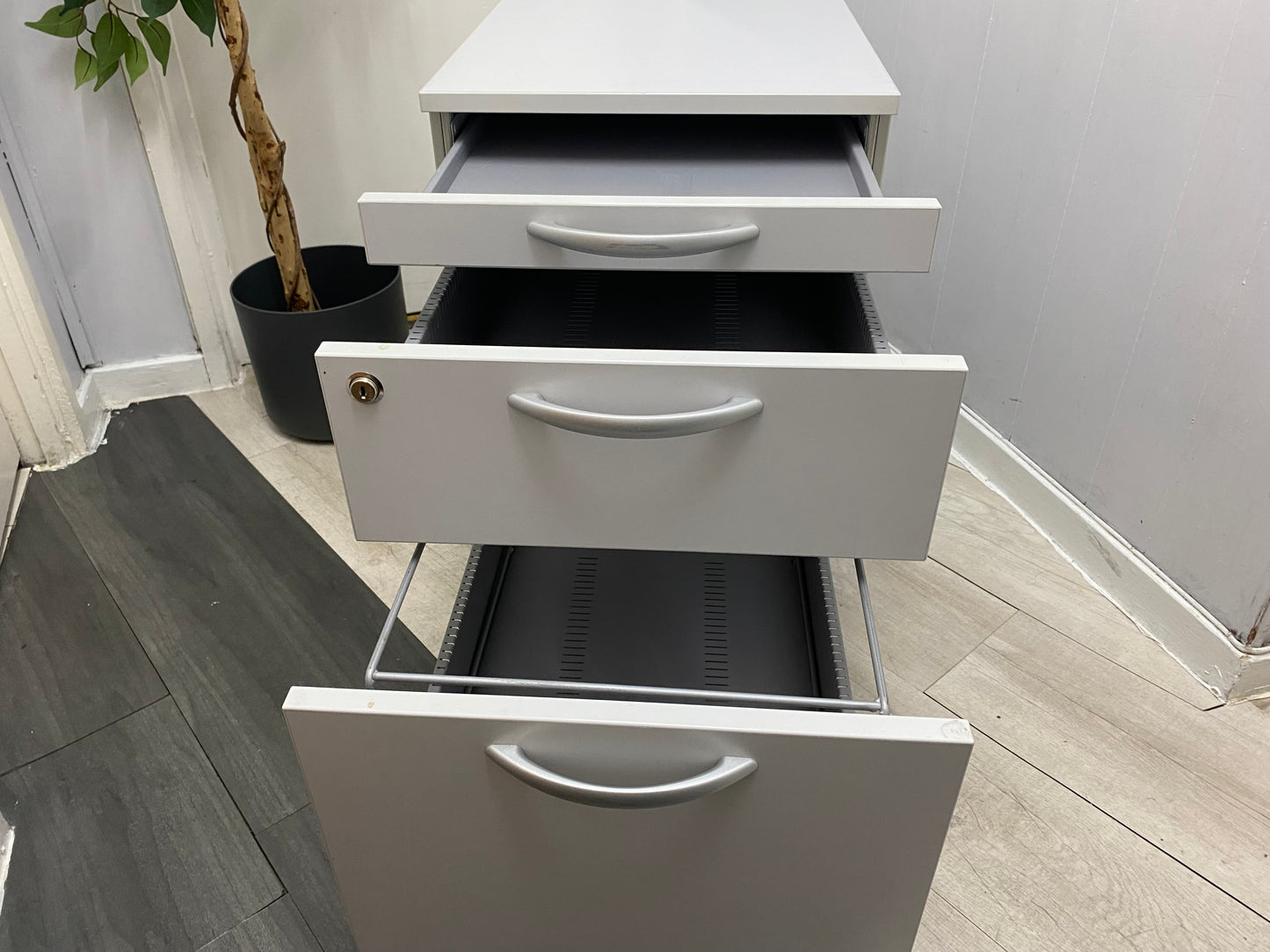 Mobile Under desk 3 Drawer Mobile Pedestal Storage Cabinet, Office Storage