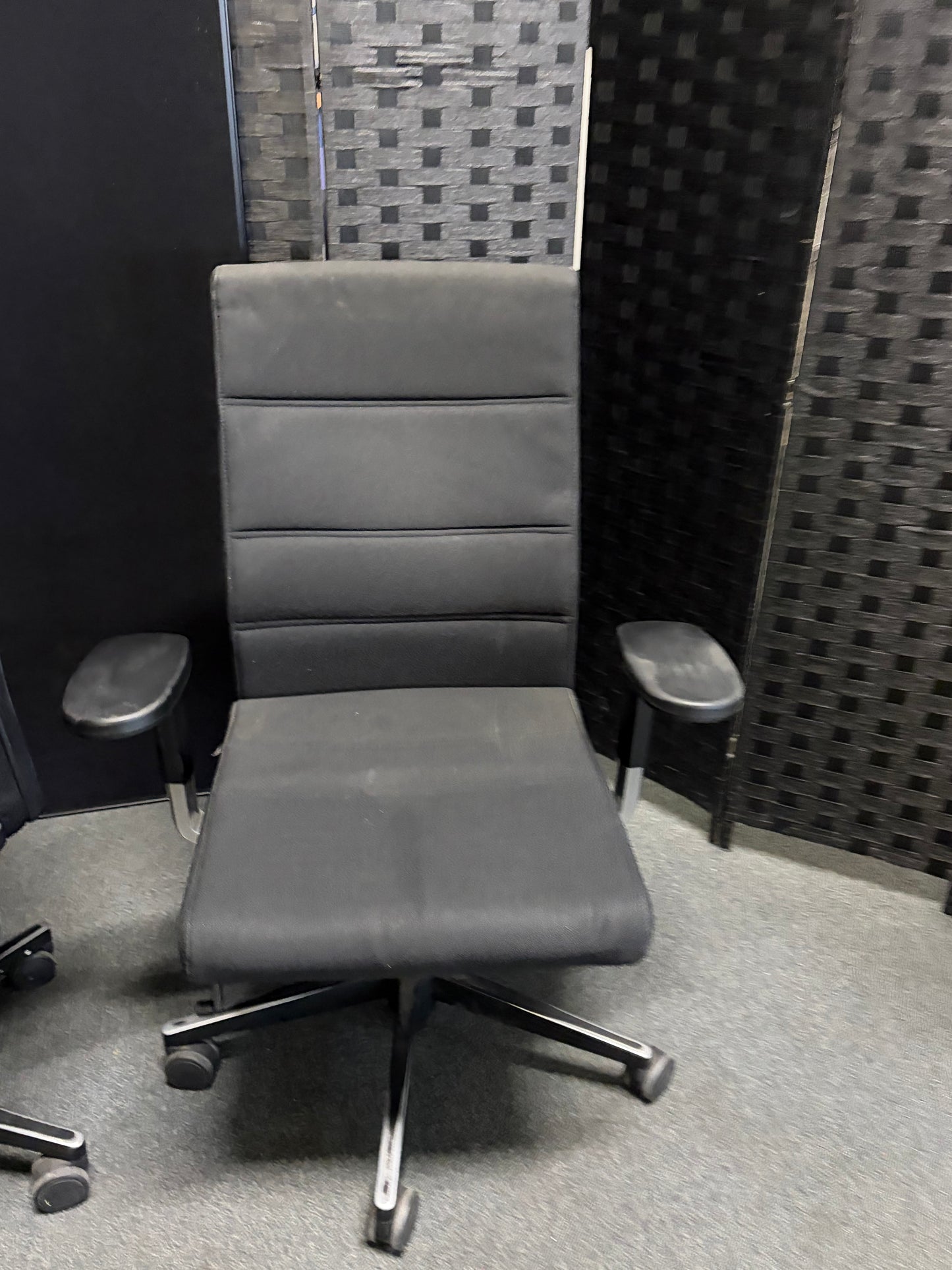 Used mr.24 Sedus chair Swivel Ergonomic adjustable for permanent 24 hour use chair
