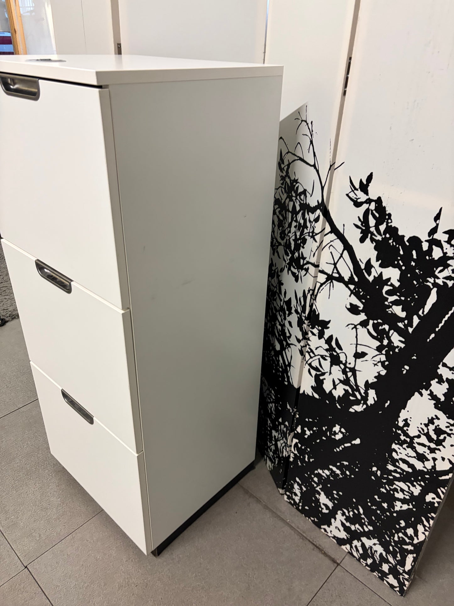 Pre-owned Ikea Galant office filing cabinet slow closing drawers H 120cm W 50.5cm D 45cm combination lock - White