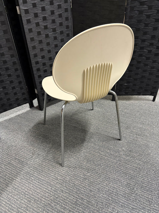 Pre-owned vintage Galvano Tecnica Italian Style chair - cream with chrome legs. Stackable
