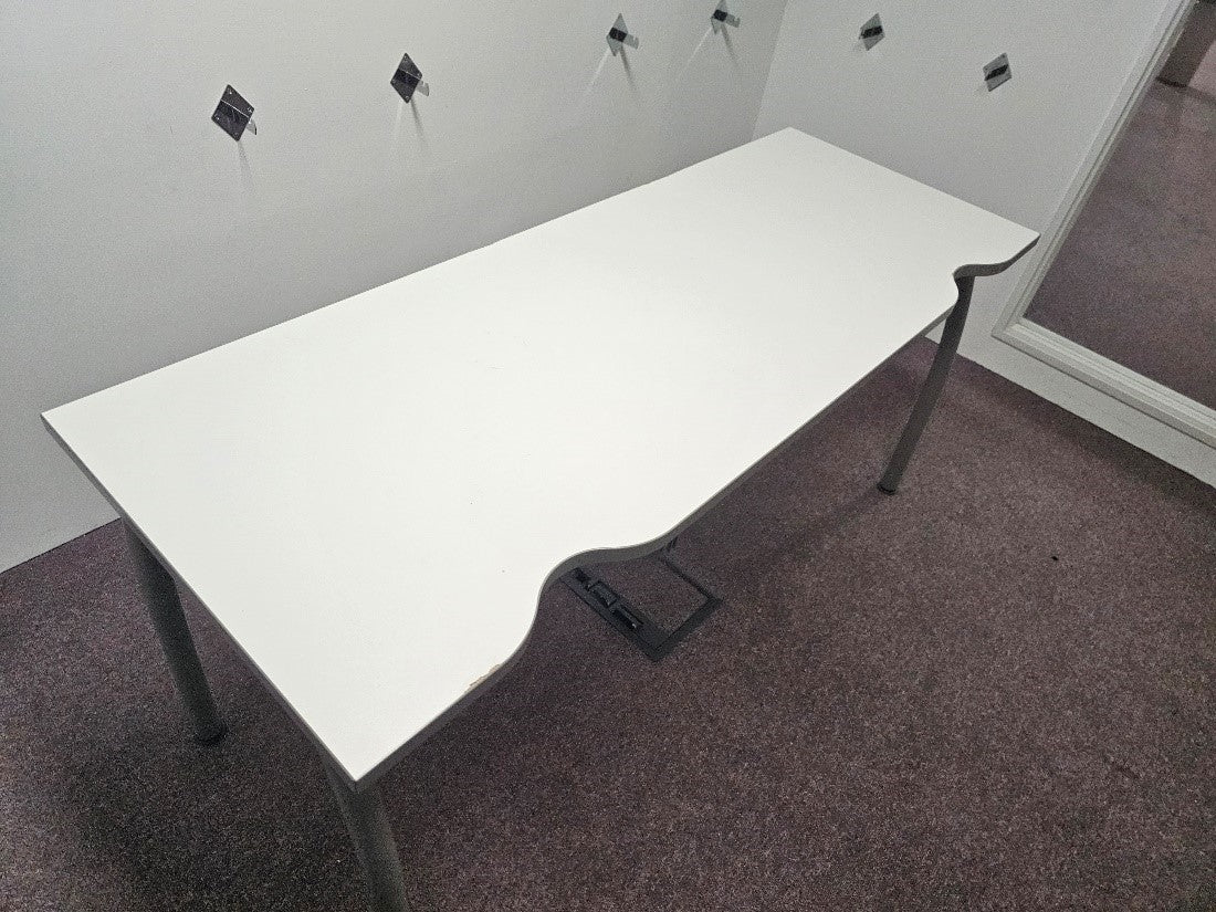 160cm Office Table with cable port scallops