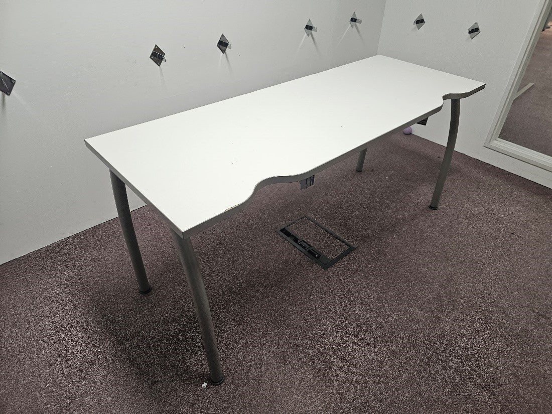 White scallop top home office desk