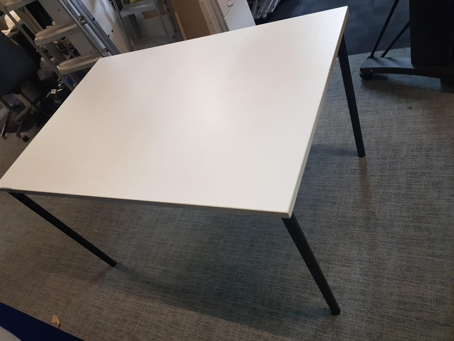 Used Home Workstation Desk in White, 120cm x 60cm