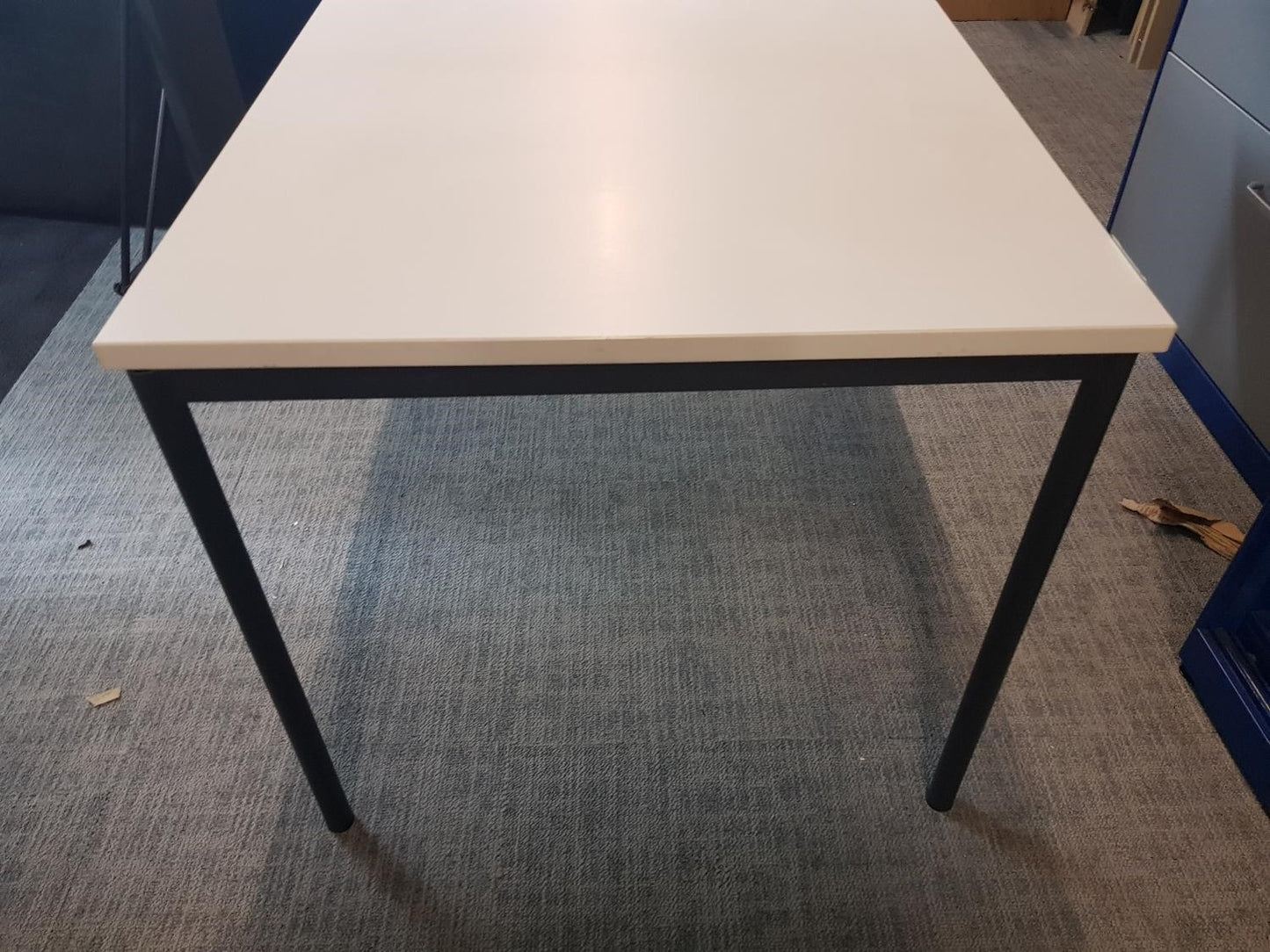 Used Home Workstation Desk in White, 120cm x 60cm