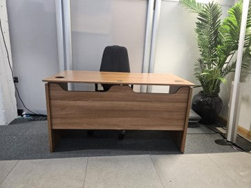 1350mm Light brown Office Computer Desk, Study Workstation