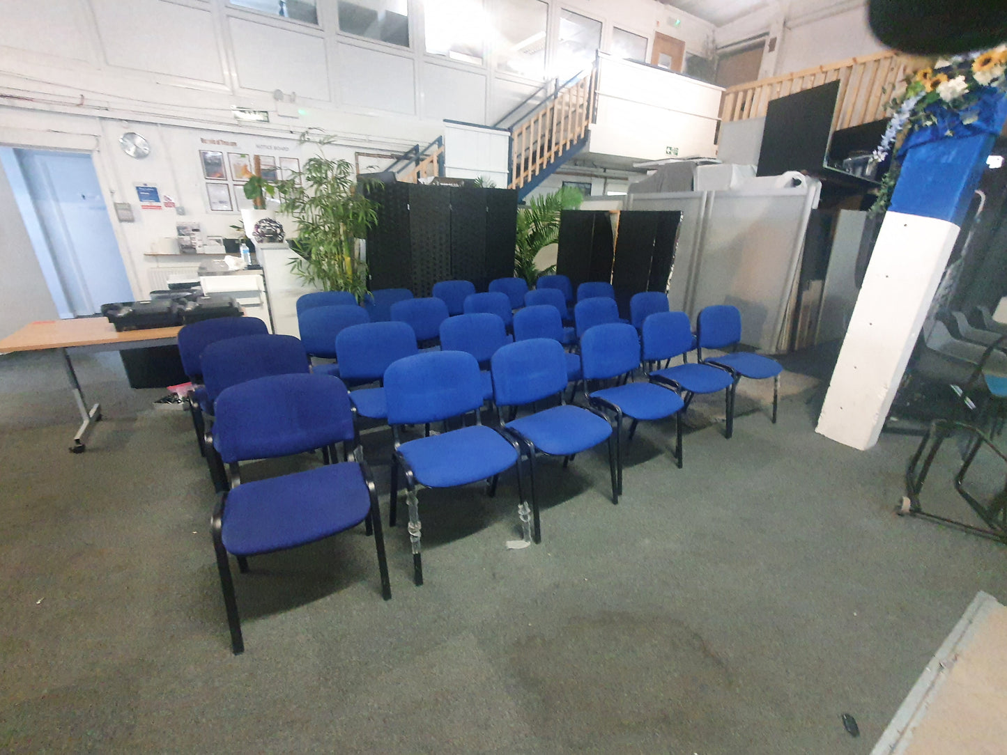 Blue office stacking black frame reception four leg meeting classroom conference chairs