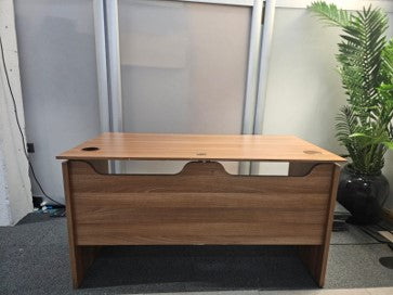 1350mm Light brown Office Computer Desk, Study Workstation