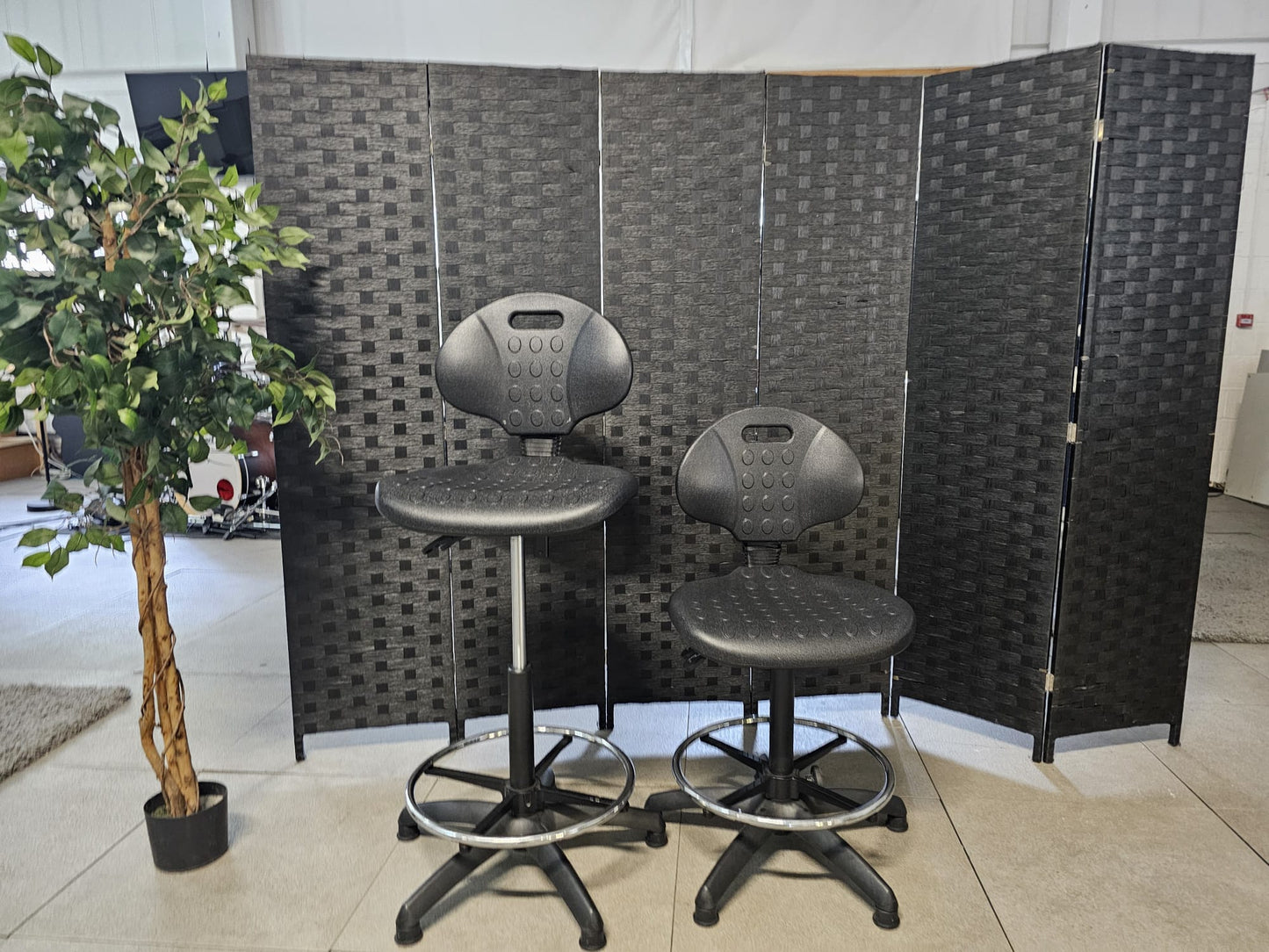 High Adjustable Ergonomic Draughtsman Chair With Chrome Footrest - Drafting Chair Industrial/Lab