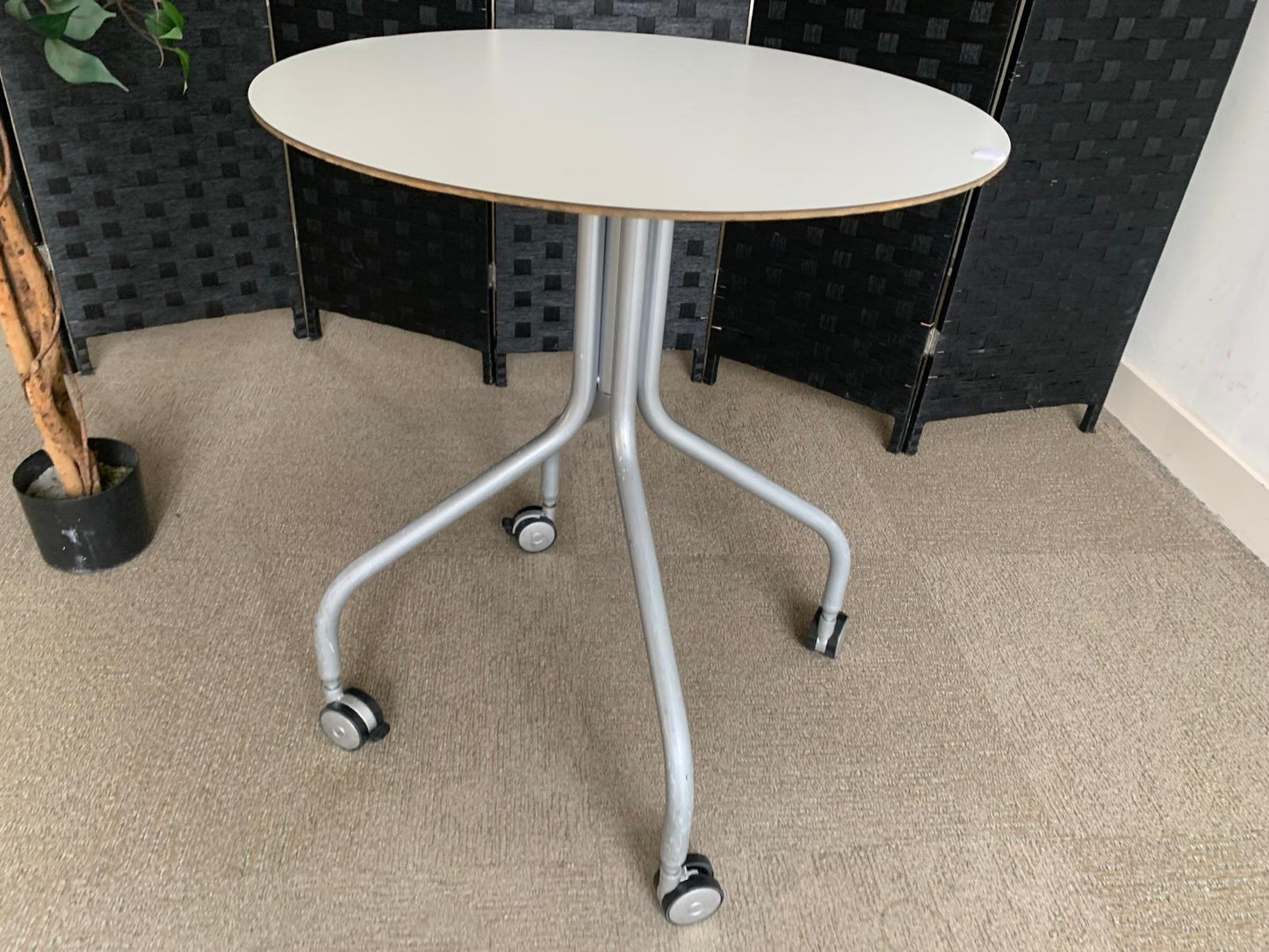 White Mobile Office Breakout Round Table, 60cm Table on castors