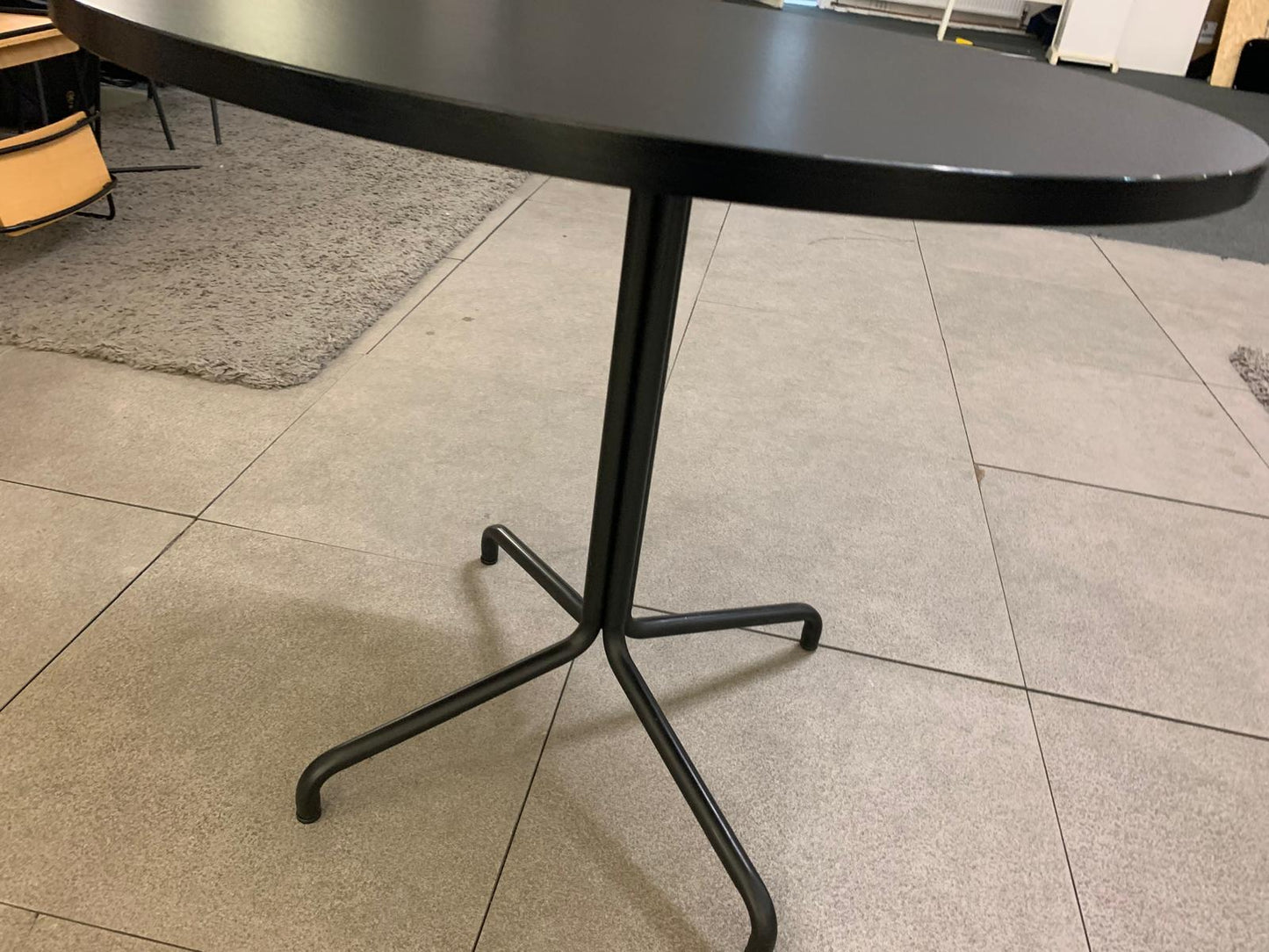 Used Break Out Table Black 90cm