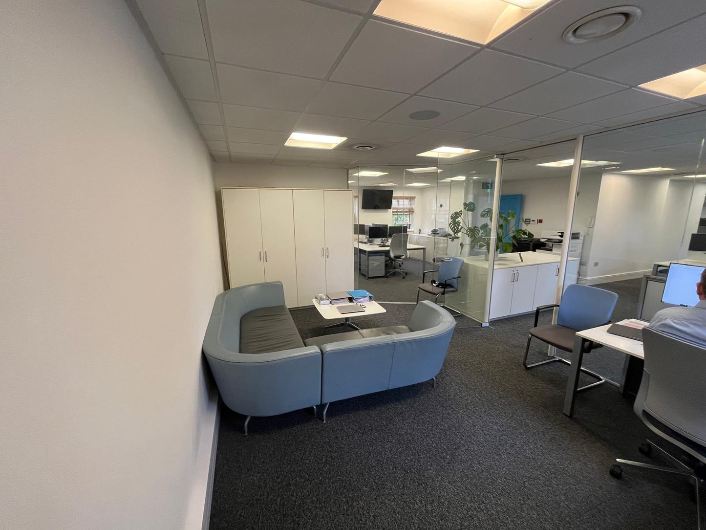 Orangebox low white Square coffee table with chrome base 80cm x 80cm H:46cm