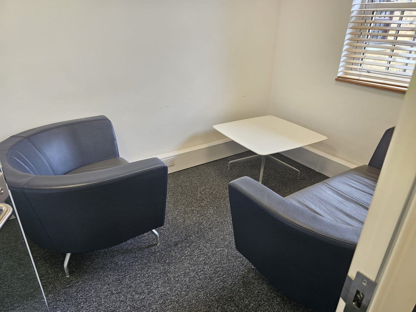 Orangebox low white Square coffee table with chrome base 80cm x 80cm H:46cm