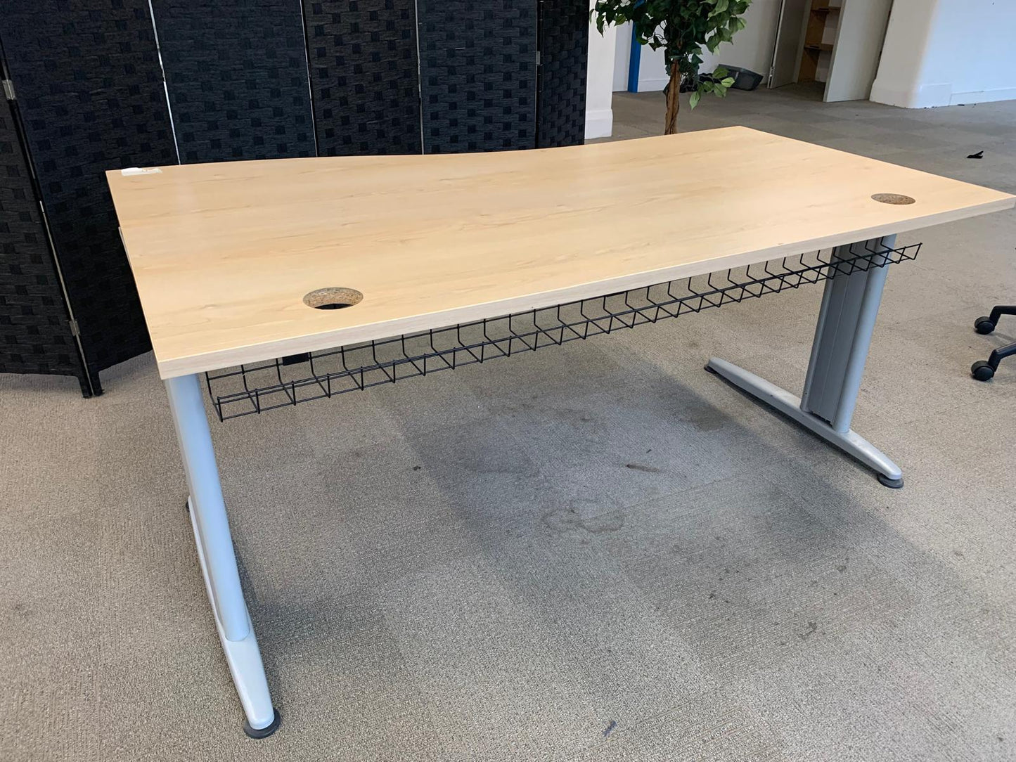 Pre-owned Beech Curved Wave Desks 140cm x 100cm x 80cm