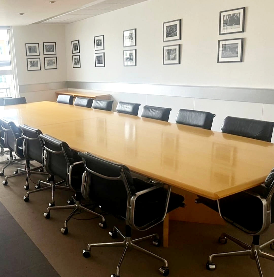 Used Extra Large Boardroom Meeting Conference Table Seats up to 16 people 500cm x 140cm