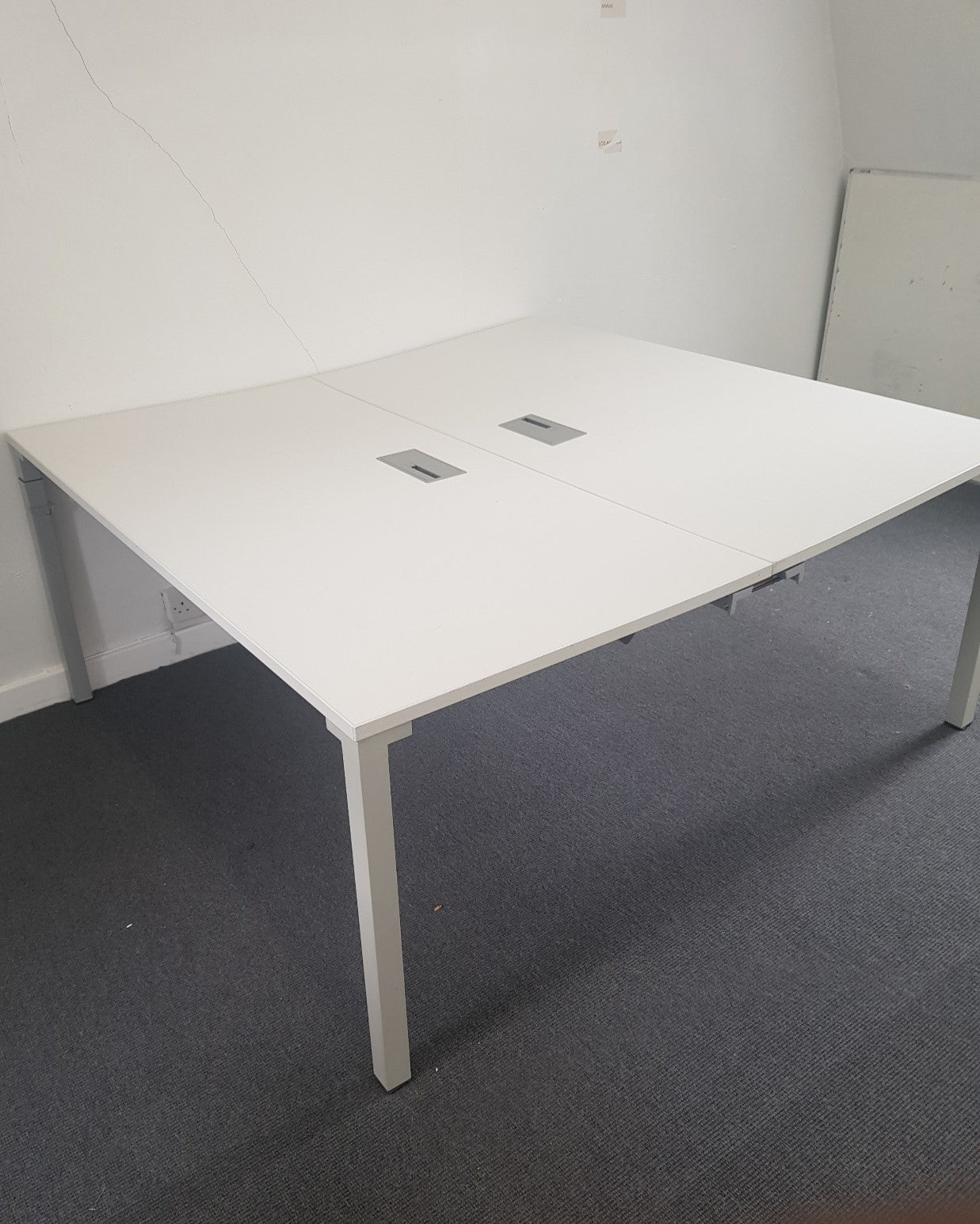 White 2 Pod Office desk (160cm x 80cm)