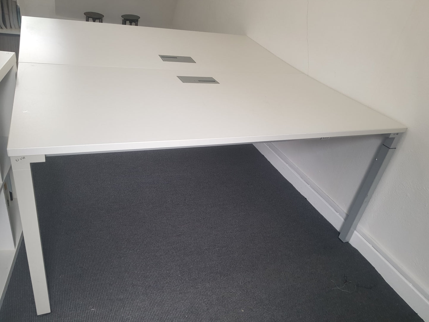 White 2 Pod Office desk (160cm x 80cm)