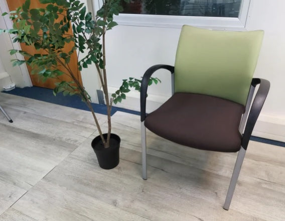 Used Senator Meeting Chair Fabric Green Black Stackable