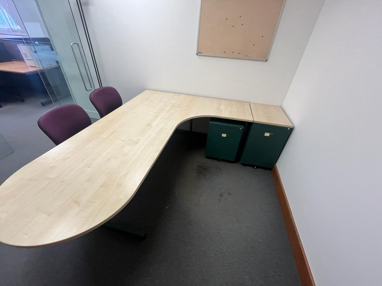 Wood Right Hand Side Office Desk L shape desk 200cm x 160cm x 73cm
