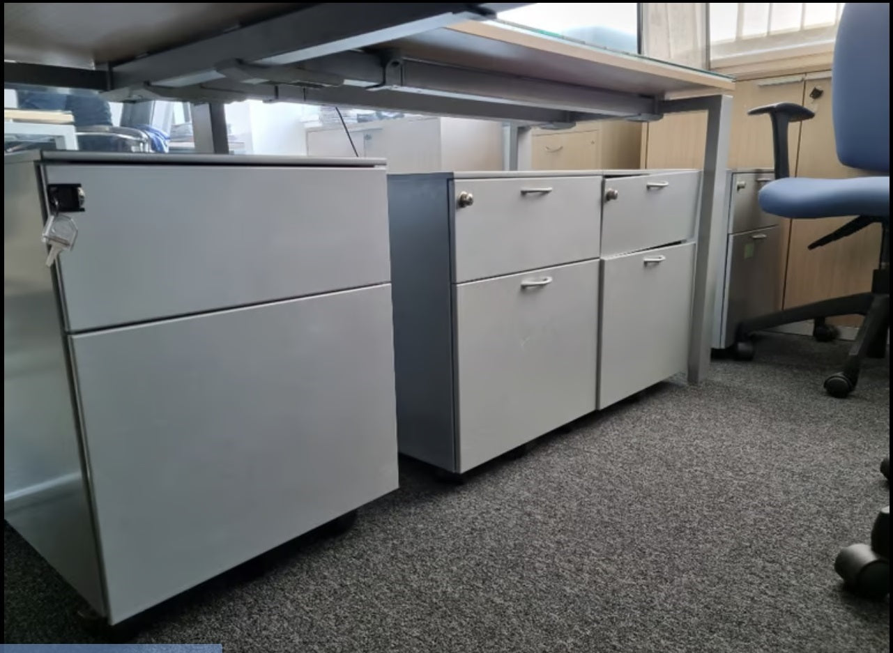 Beech rectangular office computer task desk w 160cm x d 80cm x h 73cm
