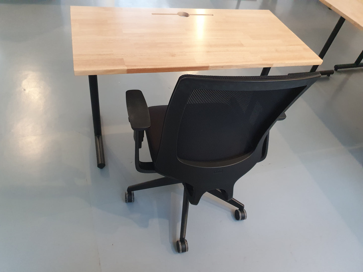 Freestanding Office Desk