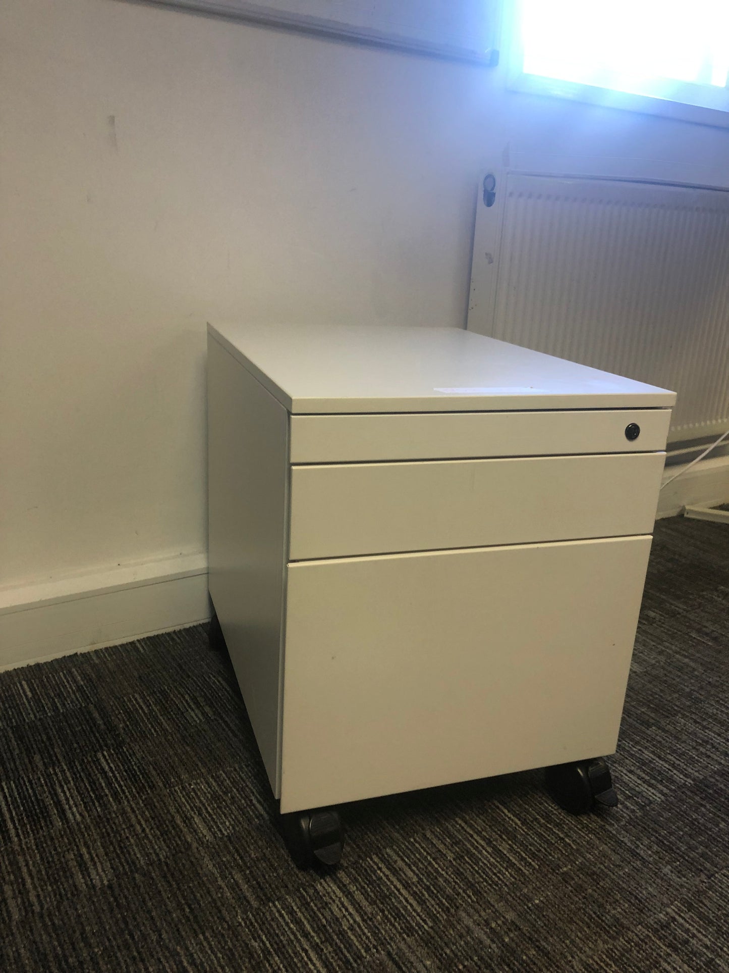Office storage unit three drawers