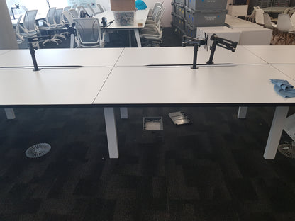 White Desk Top ONLY 140cm x 80cm (no legs included)