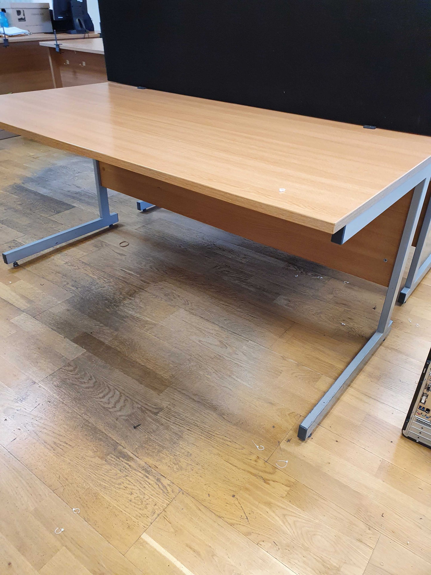 160cm x 80cm Wood fiinish desk modesty panel metal legs