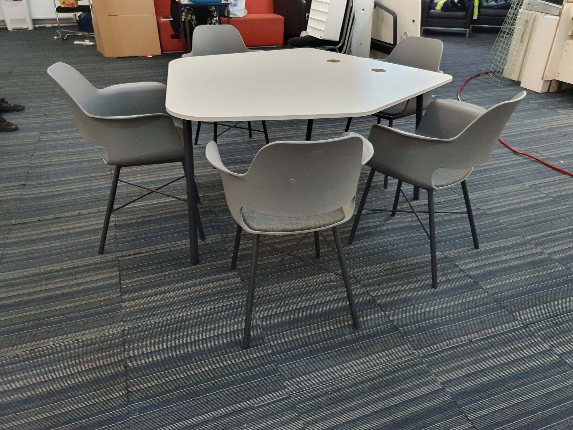 5 seater white meeting table