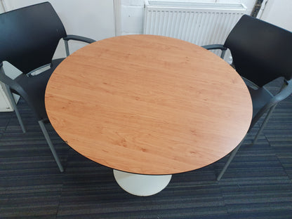 wood top  meeting breakout  table Diameter 100cm