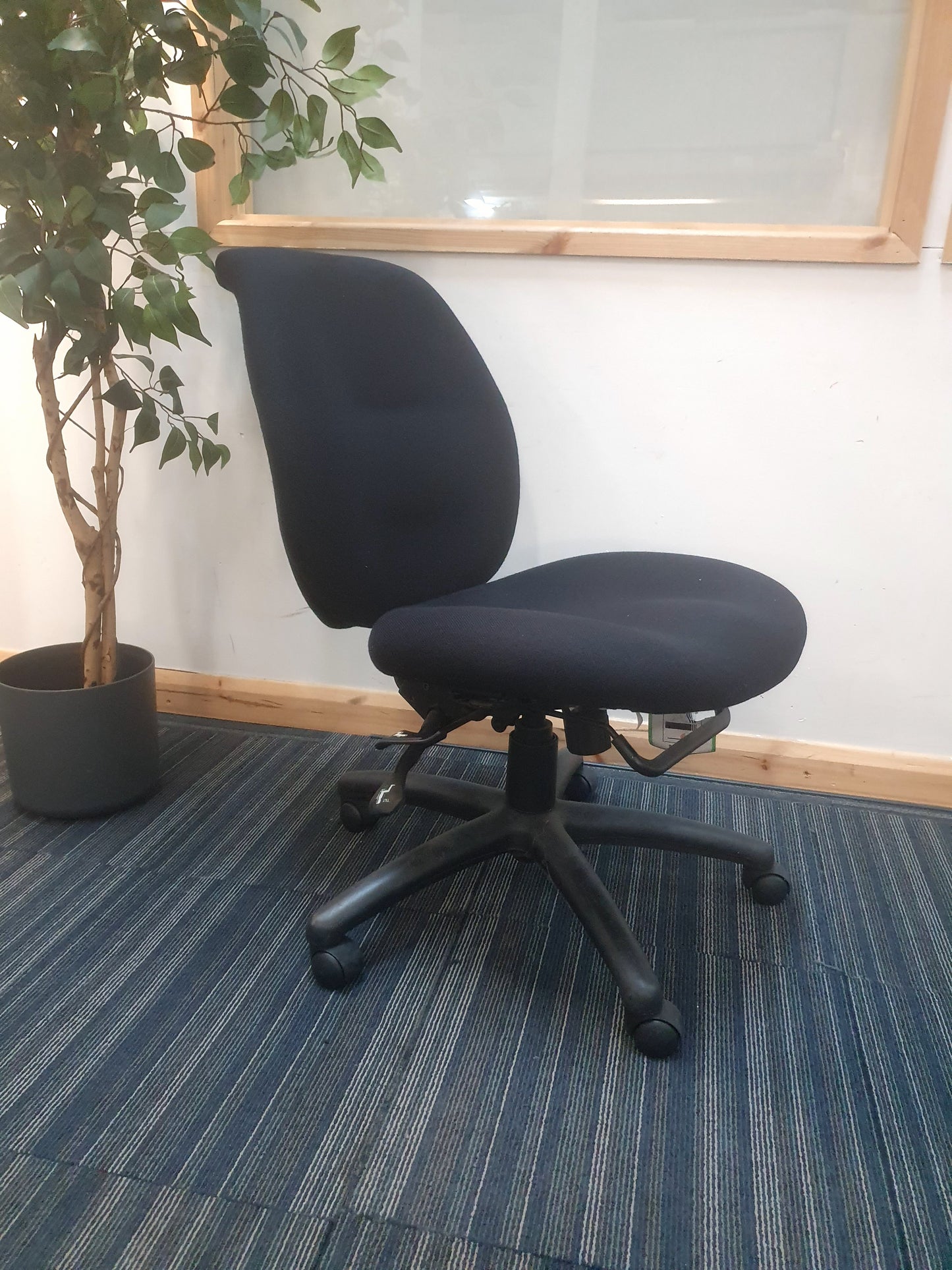 Ergonomic Office Chair in Blue