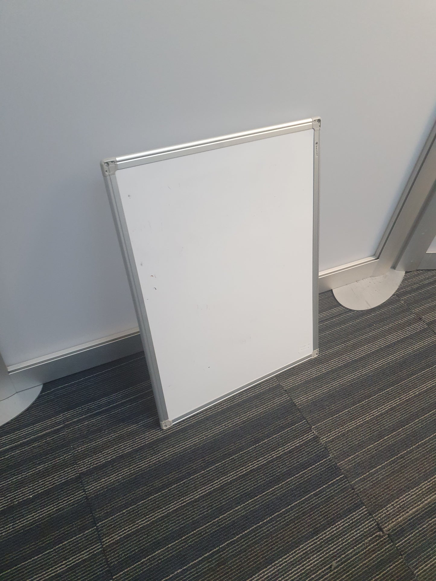 600mm x 450mm Whiteboards