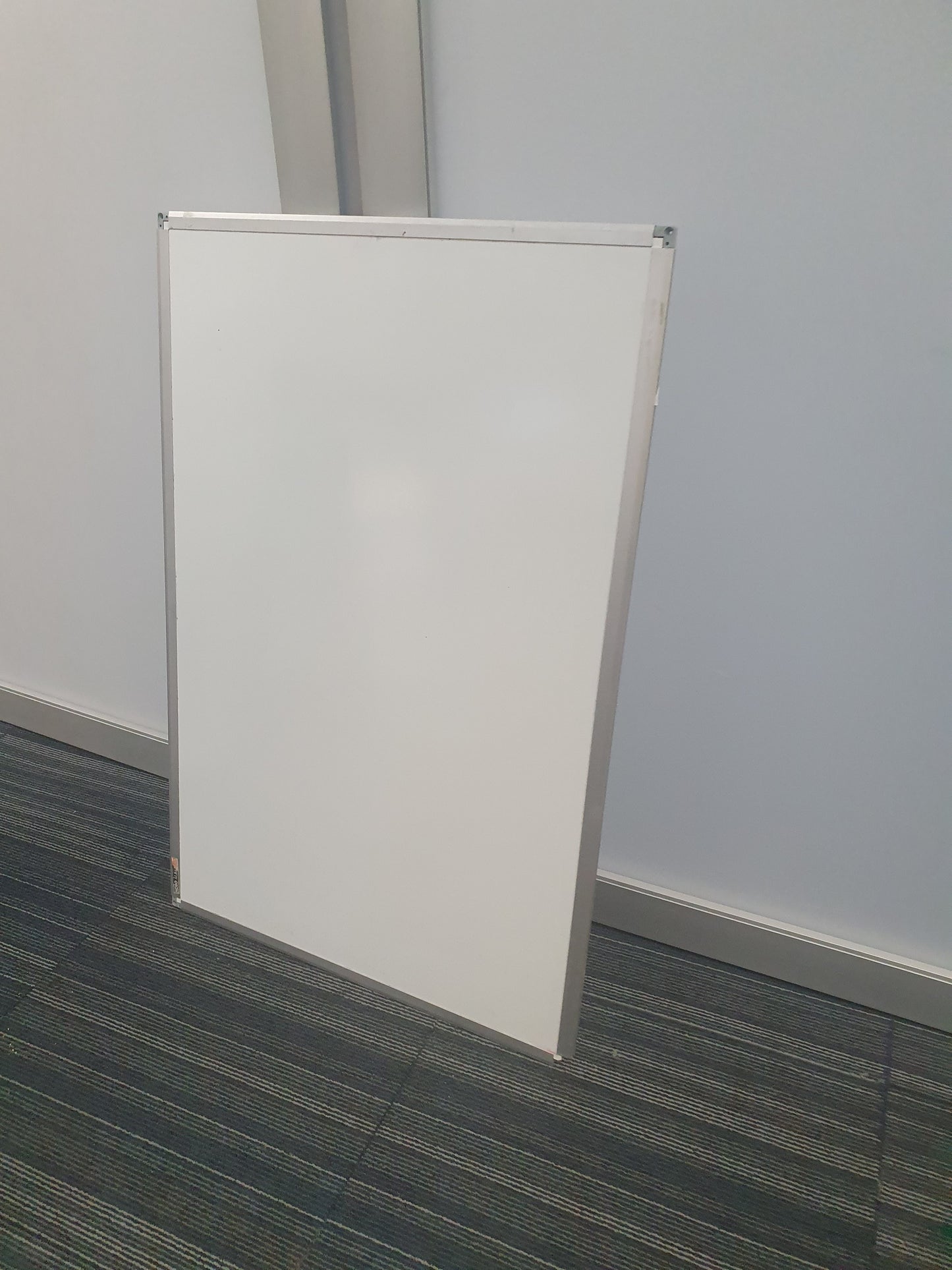 900mm x 600mm Whiteboards