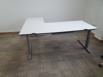 Scalloped top white office table