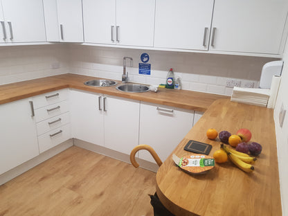 Secondhand worktop wall mounted breakfast bar 137cm x 40cm light brown