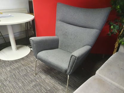 Replica inspired Wing Office Lounge Statement Accent chair by Carl Hansen, model CH445