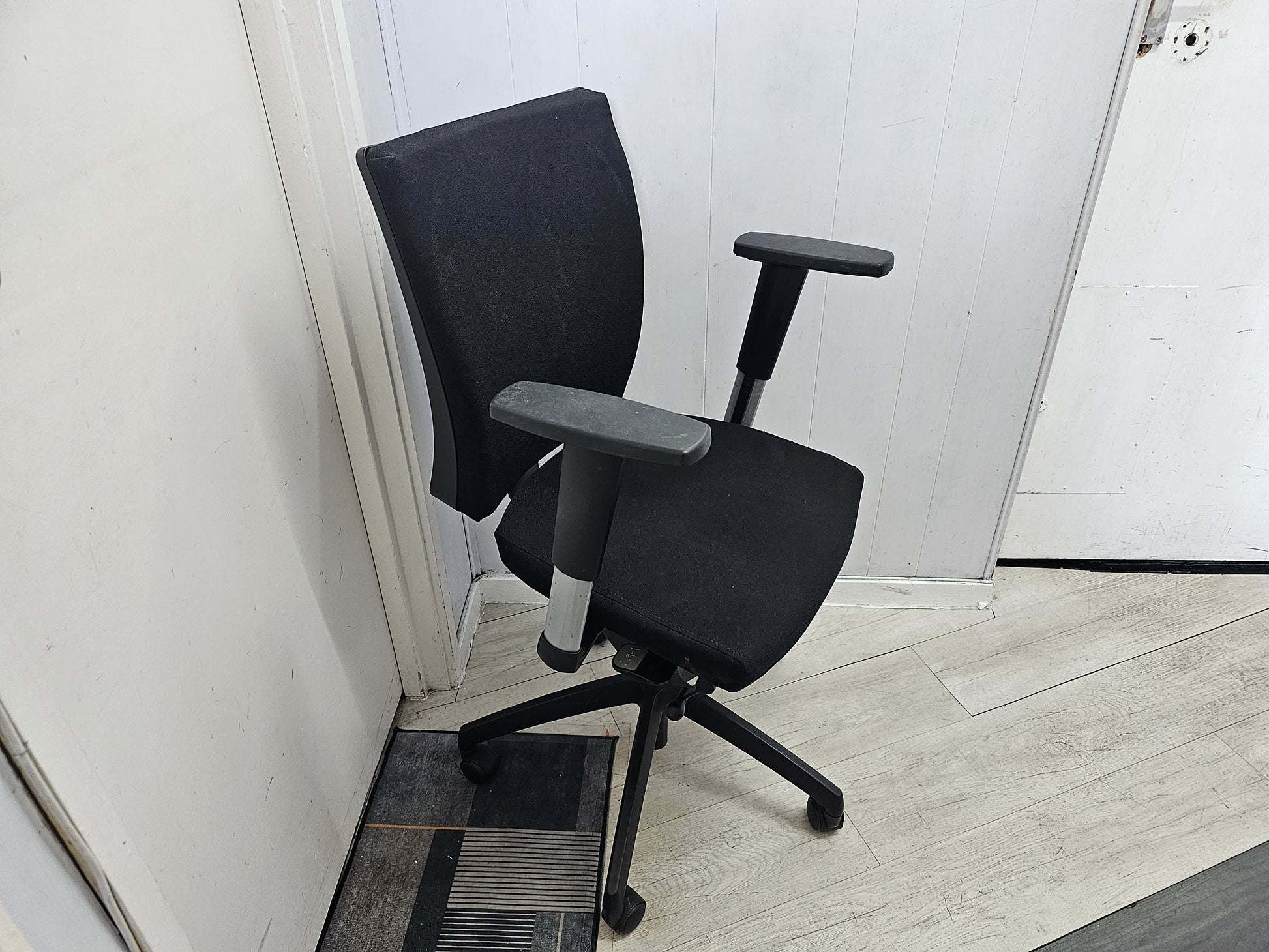 Task chair for home office in black