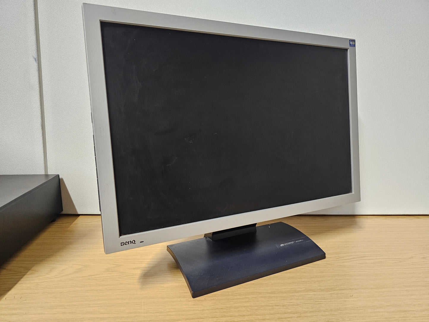 BENQ Q22W6 Monitor with VGA port